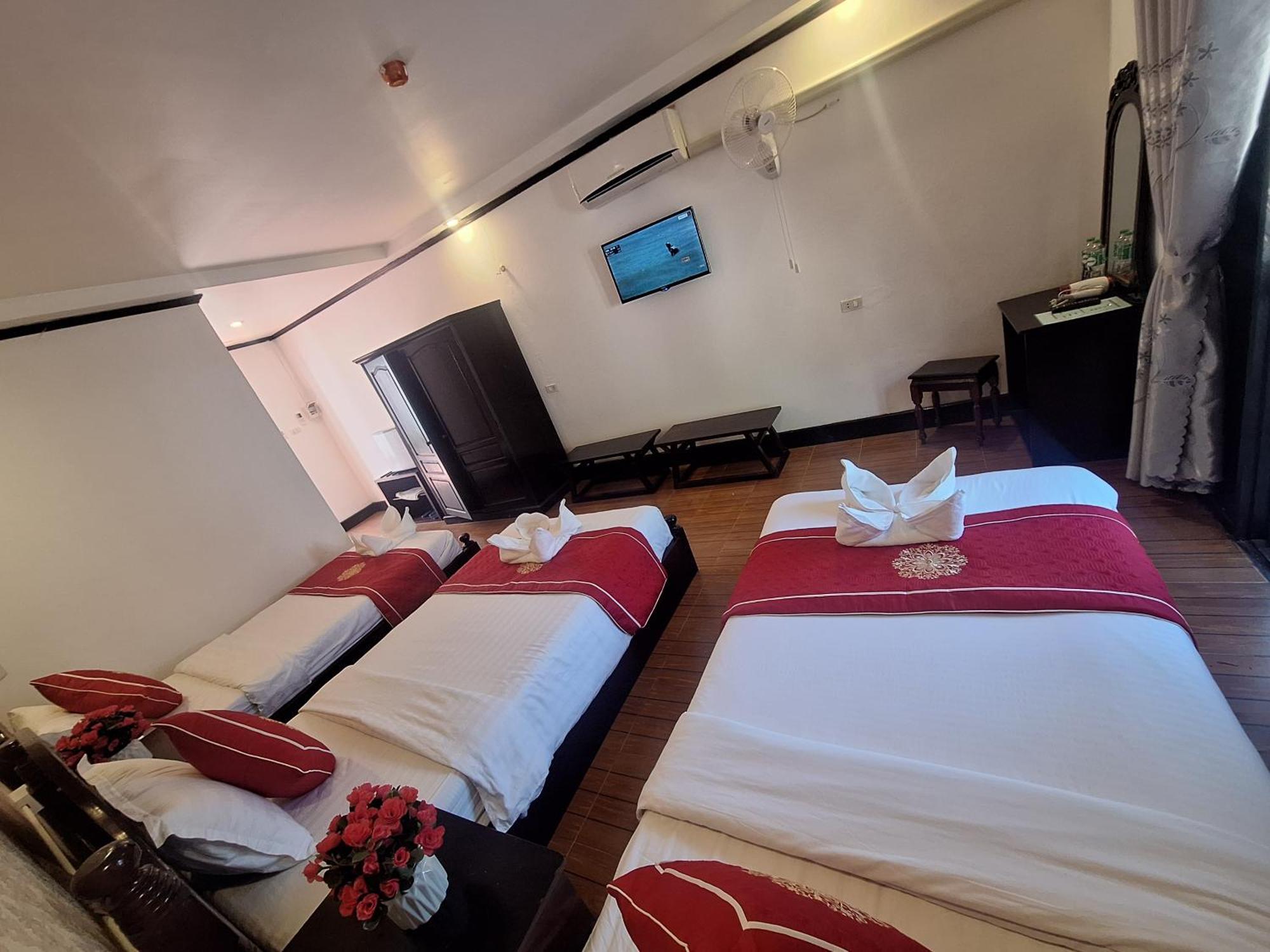 琅勃拉邦阁酒店 外观 照片